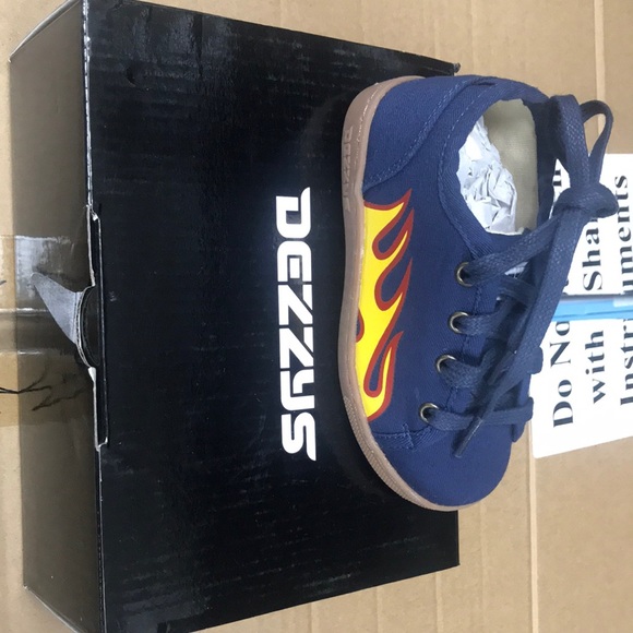 Dezzys- Marley Lo- Dezzys Denim Flame Size 7c - Picture 1 of 4